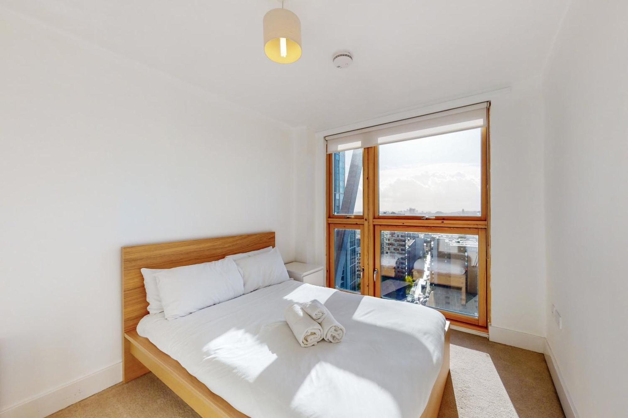 Stylish 2Bed Penthouse With Private Roof Top Terrace In Canary Wharf Appartement Londen Buitenkant foto